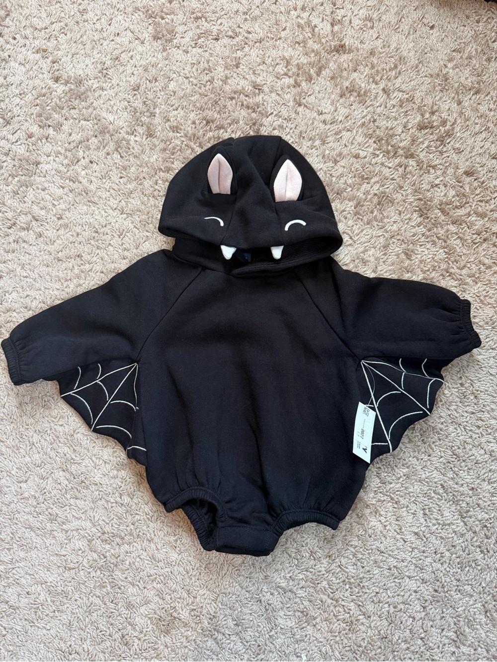 NWT Infant Halloween Bat Costume